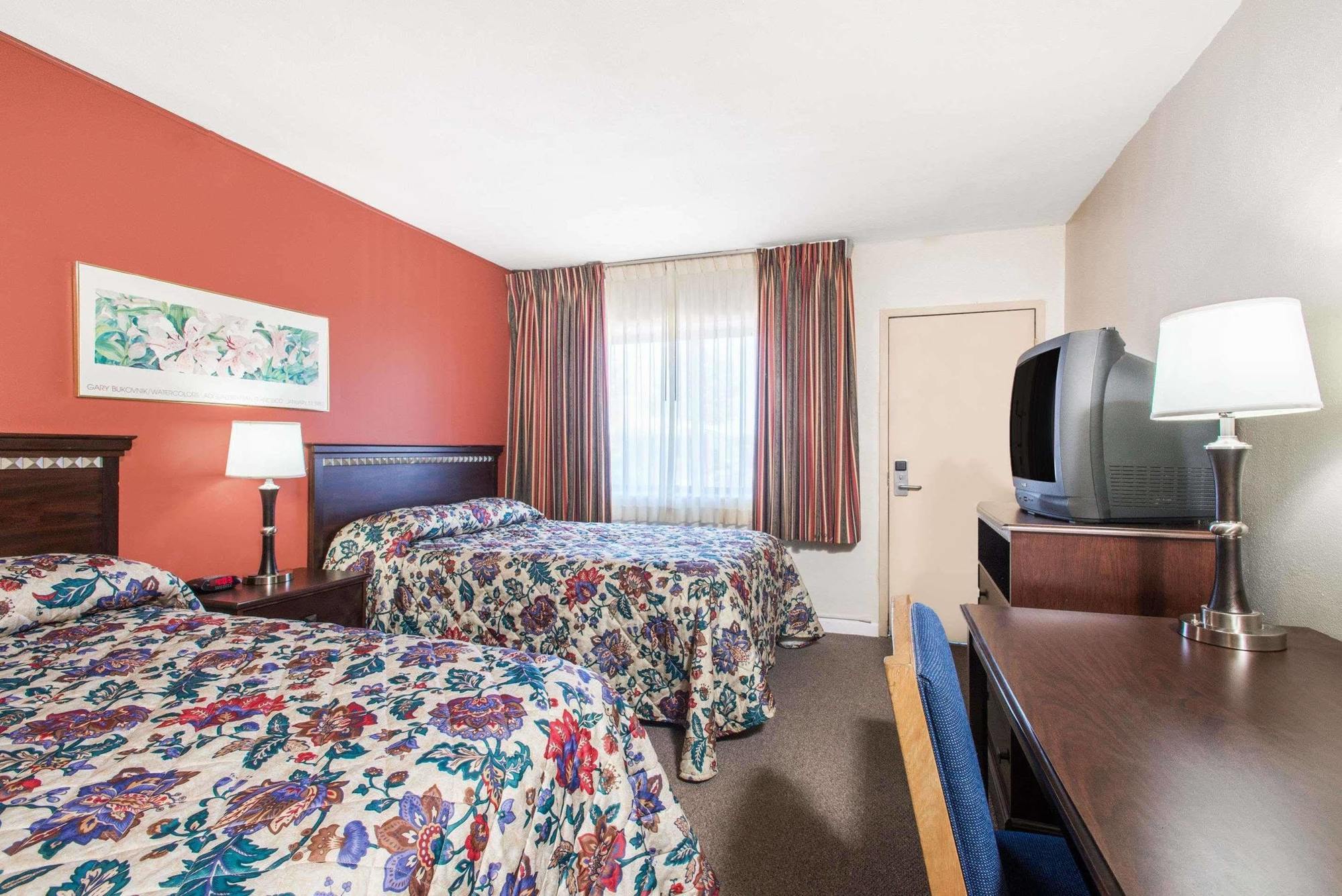 Budget Inn/ Natick Eksteriør billede